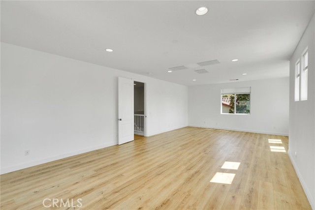 29138 Harmony Way, Saugus CA: https://media.crmls.org/medias/4e00ab86-de05-4760-9f51-b16a8682b9dc.jpg
