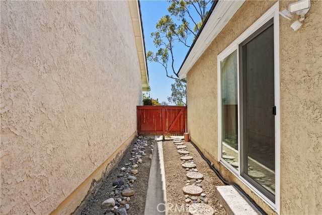 23524 Ribalta, Mission Viejo CA: https://media.crmls.org/medias/4e011577-886e-4f49-b6a9-a63a61127b3f.jpg