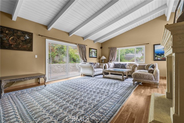 Detail Gallery Image 4 of 31 For 1378 Terrace Way, Laguna Beach,  CA 92651 - 3 Beds | 2 Baths
