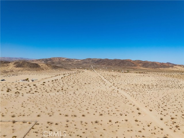 Detail Gallery Image 19 of 25 For 69050 Emerald St, Twentynine Palms,  CA 92277 - – Beds | – Baths