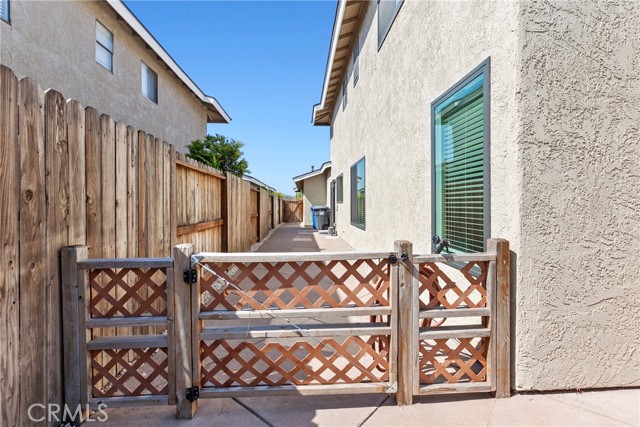 Detail Gallery Image 26 of 28 For 1126 E Foster Rd #B,  Santa Maria,  CA 93455 - 3 Beds | 2/1 Baths