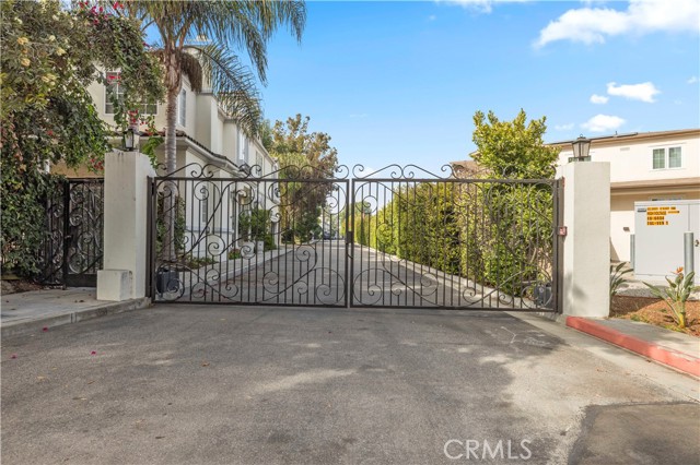 Detail Gallery Image 9 of 66 For 1020 Harbor Crossing Ln, Marina Del Rey,  CA 90292 - 4 Beds | 4/1 Baths