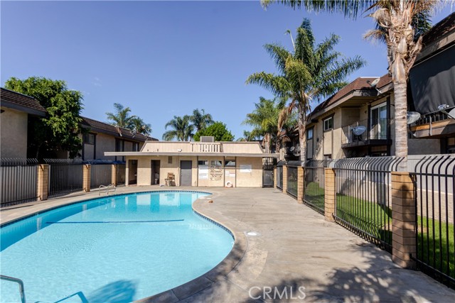 12835 10th Street, Chino CA: https://media.crmls.org/medias/4e03dc54-02f4-4e33-8380-214081149db1.jpg