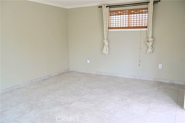 5011 W 134th Place, Hawthorne CA: https://media.crmls.org/medias/4e0484b9-9550-4a72-9f99-b4d3d445cb93.jpg