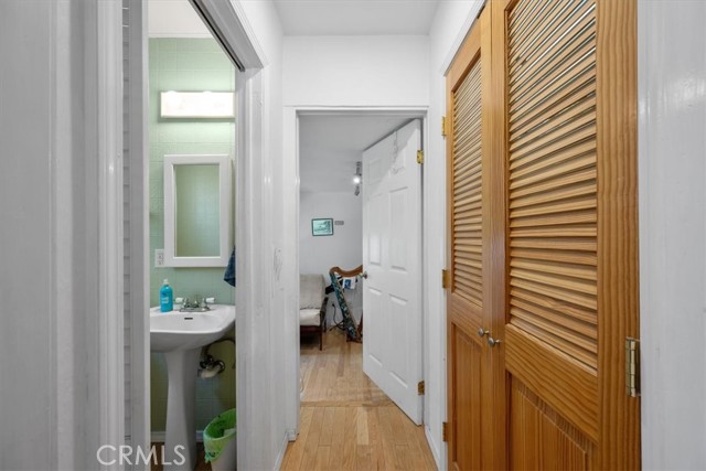 1380 Longbranch Avenue, Grover Beach CA: https://media.crmls.org/medias/4e04d27b-702f-4337-a11a-f0eec5bd5a86.jpg