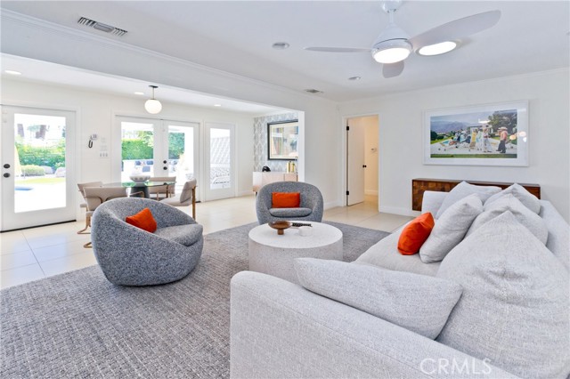 Detail Gallery Image 11 of 64 For 1057 E Marshall Way, Palm Springs,  CA 92262 - 4 Beds | 4 Baths