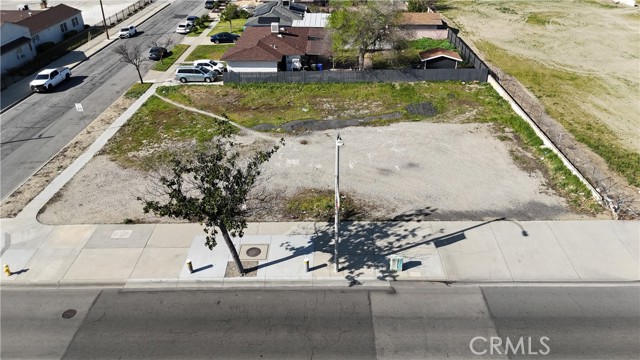 Detail Gallery Image 10 of 17 For 9098 Sierra, Fontana,  CA 92335 - – Beds | – Baths