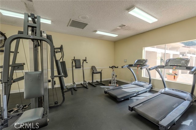 Detail Gallery Image 34 of 36 For 1010 La Terraza #207,  Corona,  CA 92879 - 2 Beds | 2 Baths
