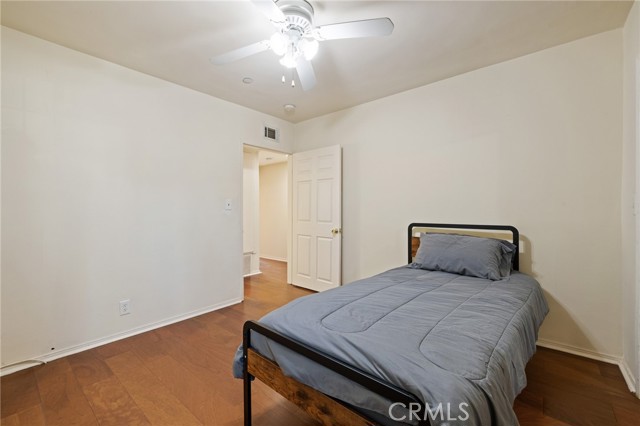 8419 Yolanda Avenue, Northridge CA: https://media.crmls.org/medias/4e0651d6-4ddf-4fb8-a0a9-5c8a061ce580.jpg
