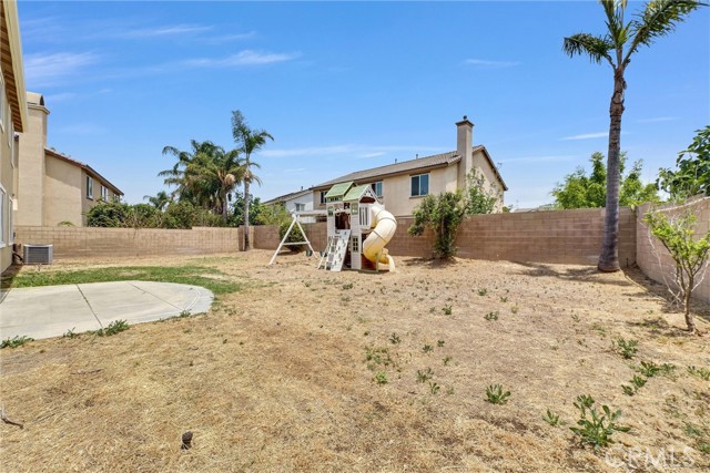 6556 Wells Springs Street, Eastvale CA: https://media.crmls.org/medias/4e069560-204b-470d-b538-8ae7922008c3.jpg