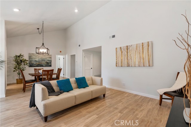 Detail Gallery Image 12 of 45 For 1233 N Diamond Bar Bld, Diamond Bar,  CA 91765 - 2 Beds | 2 Baths