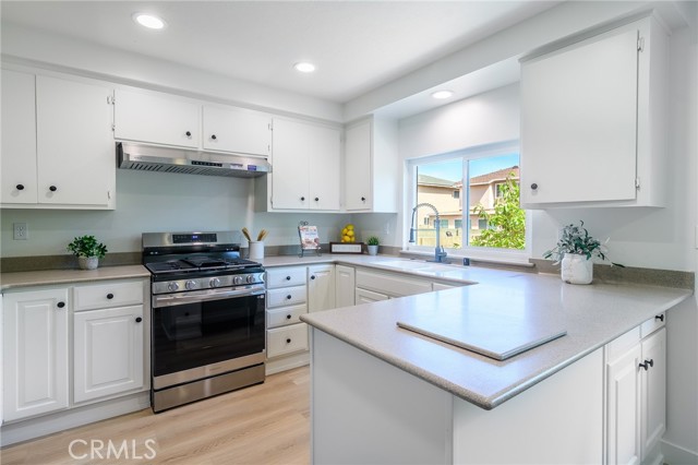 Image 6 of 32 For 6851 Reefton Avenue