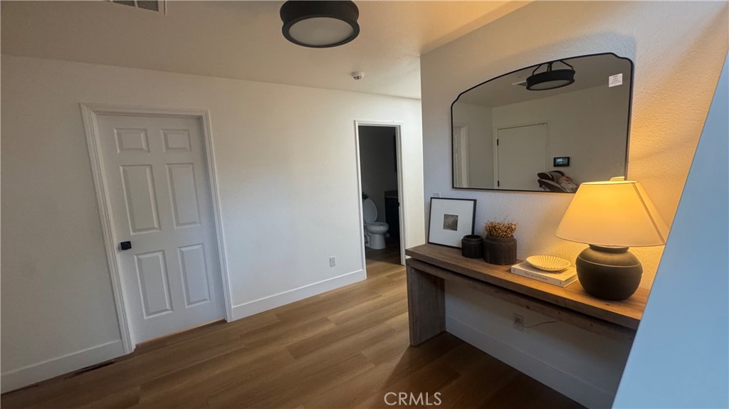 https://media.crmls.org/medias/4e074d30-3538-46d8-bdd6-b7d56ff12dbb.jpg?preset=X-Large