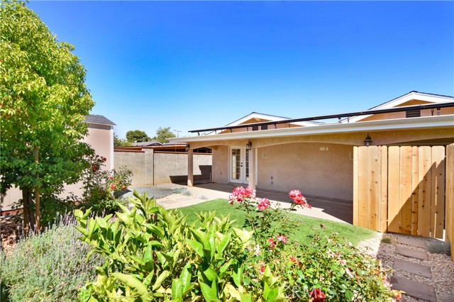 1363 Mckinley Avenue, Escondido, California 92027, 4 Bedrooms Bedrooms, ,2 BathroomsBathrooms,Residential rental,For Sale,Mckinley Avenue,SB24132575