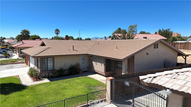 15588 Chaparral Street, Victorville CA: https://media.crmls.org/medias/4e07bf18-8966-4d0f-8633-669e49becd4c.jpg