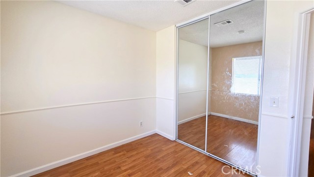 7960 Eugenia Avenue, Fontana CA: https://media.crmls.org/medias/4e08cd36-14bd-42ef-9df9-d7557d8beef5.jpg