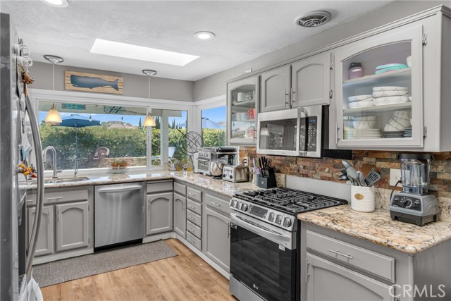 Detail Gallery Image 14 of 48 For 536 N Del Sol Ln, Diamond Bar,  CA 91765 - 5 Beds | 3 Baths
