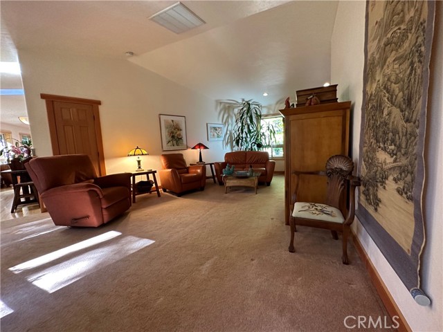 Detail Gallery Image 22 of 54 For 2101 Davis Place Rd, Mount Shasta,  CA 96067 - 4 Beds | 2/1 Baths