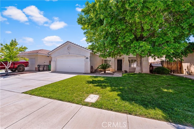 Detail Gallery Image 1 of 44 For 45723 17th St, Lancaster,  CA 93534 - 4 Beds | 2 Baths