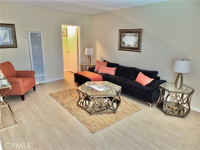 Detail Gallery Image 9 of 23 For 1101 E Ocean #25,  Long Beach,  CA 90802 - 1 Beds | 1 Baths