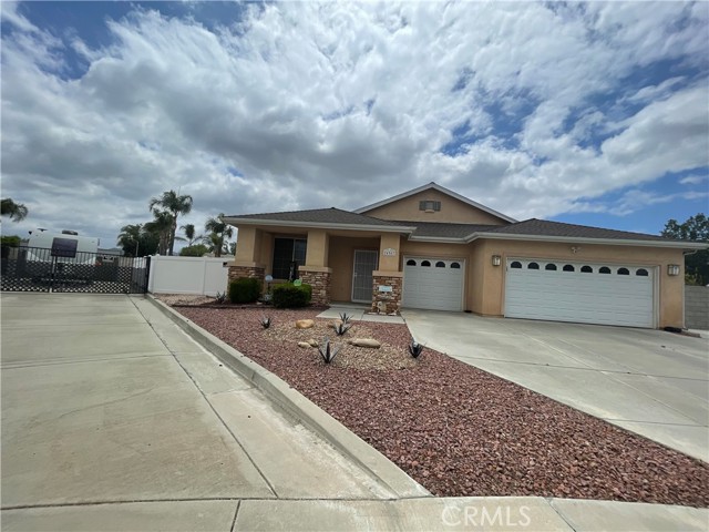 24967 Volga Street, Hemet CA: https://media.crmls.org/medias/4e0ca3da-b224-4d82-b95e-22b1776d1cda.jpg