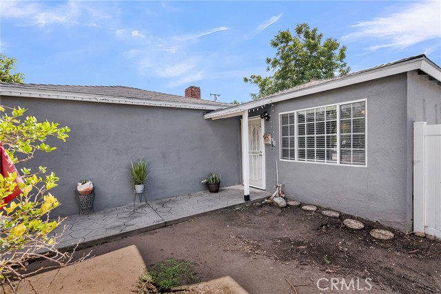 Detail Gallery Image 2 of 22 For 604 E Ash St, Brea,  CA 92821 - 4 Beds | 2 Baths