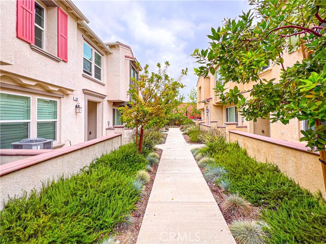 Detail Gallery Image 28 of 28 For 7155 Citrus Ave #408,  Fontana,  CA 92336 - 3 Beds | 2/1 Baths