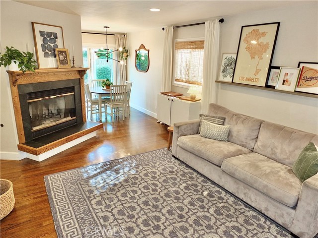 Detail Gallery Image 5 of 51 For 1830 Tevis Ave, Long Beach,  CA 90815 - 4 Beds | 2 Baths