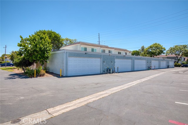 8515 Edgebrook Drive, Garden Grove CA: https://media.crmls.org/medias/4e0daea0-682b-4c68-9d33-378e7103b45c.jpg