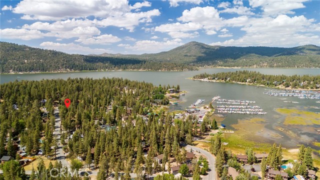 Detail Gallery Image 33 of 34 For 615 Chipmunk Ln, Big Bear Lake,  CA 92315 - 3 Beds | 1 Baths