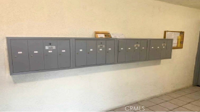 https://media.crmls.org/medias/4e0f2db5-4a6f-476c-b511-a6fb351aa62b.jpg?preset=X-Large