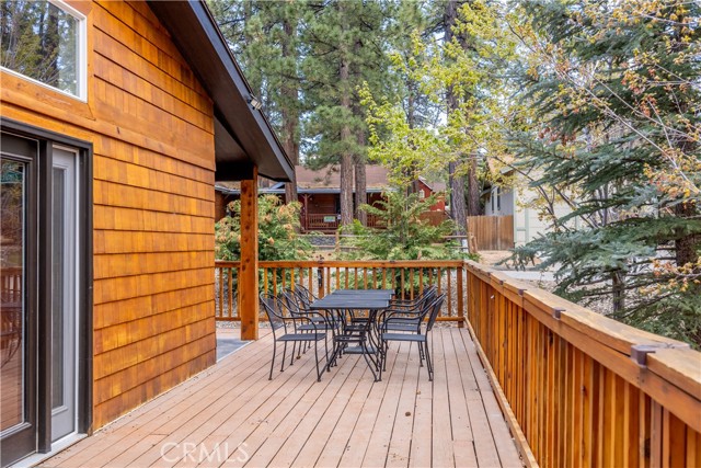 Detail Gallery Image 35 of 40 For 950 Alpenweg Dr, Big Bear City,  CA 92314 - 4 Beds | 2 Baths