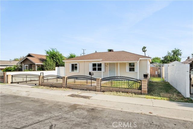 920 E Elma Street, Ontario CA: https://media.crmls.org/medias/4e10a98a-9678-42e8-ae25-9fbecca8e97b.jpg