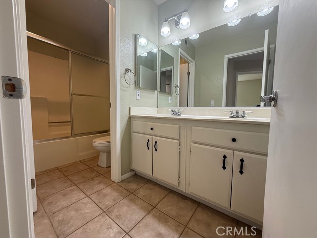 1 De Lino, Rancho Santa Margarita CA: https://media.crmls.org/medias/4e1107b6-59a7-447e-bc95-18091f6e2c16.jpg
