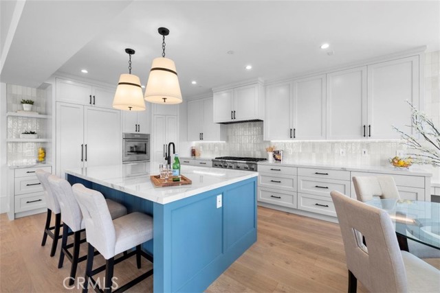 3002 Laurel Avenue, Manhattan Beach, California 90266, 5 Bedrooms Bedrooms, ,5 BathroomsBathrooms,Residential,Sold,Laurel,SB22092750