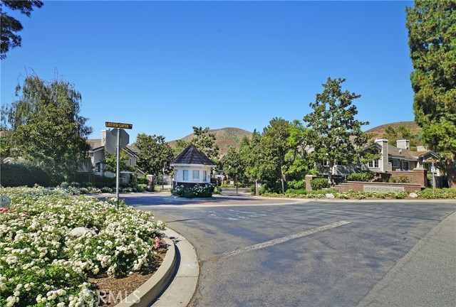 Detail Gallery Image 61 of 70 For 1074 Westcreek Ln, Westlake Village,  CA 91362 - 3 Beds | 2/1 Baths