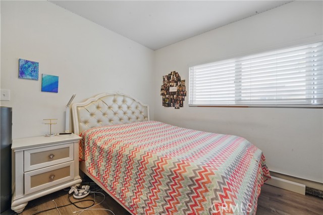 Detail Gallery Image 16 of 31 For 1320 23rd St, Manhattan Beach,  CA 90266 - 3 Beds | 2 Baths