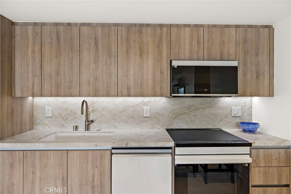 4e139909 A4c8 45aa A275 4c82d10bf356