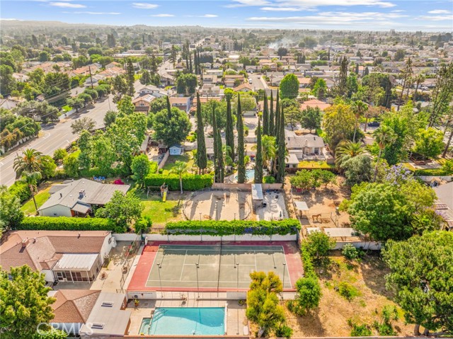 22226 Devonshire Street, Chatsworth CA: https://media.crmls.org/medias/4e13b414-e653-4b78-84e2-f9e2b2e73501.jpg