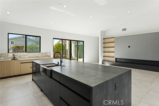 Image 15 of 60 For 5275 Lynridge Drive