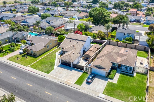 11091 Ranger Drive, Los Alamitos CA: https://media.crmls.org/medias/4e144392-a04b-4f4e-af0c-bdfbd1e33323.jpg