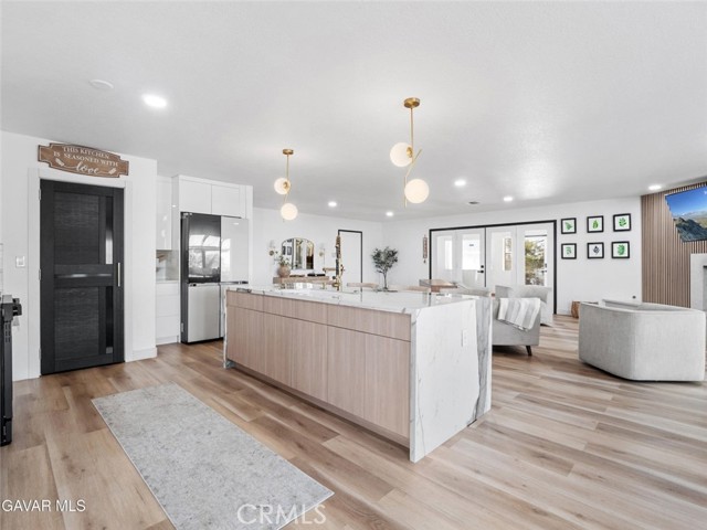 Detail Gallery Image 8 of 24 For 40646 27th St, Palmdale,  CA 93551 - 5 Beds | 4 Baths