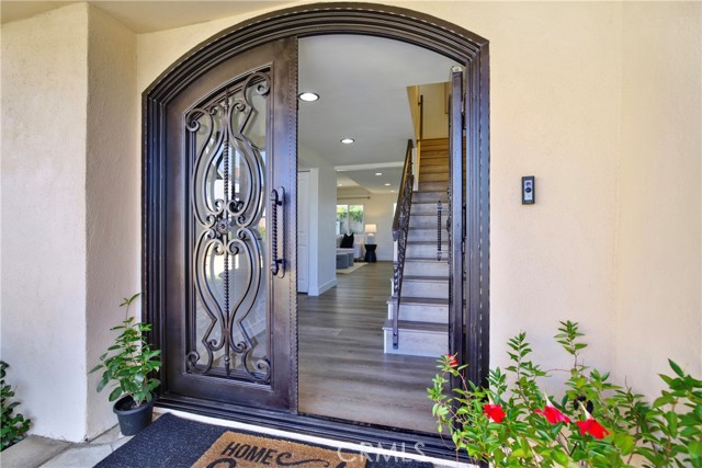 Detail Gallery Image 3 of 63 For 449 S Wellington, Orange,  CA 92869 - 5 Beds | 2/1 Baths