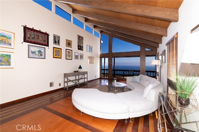 1323 Silvius Avenue, San Pedro CA: https://media.crmls.org/medias/4e158e75-2927-477c-90e2-92a0292753fe.jpg
