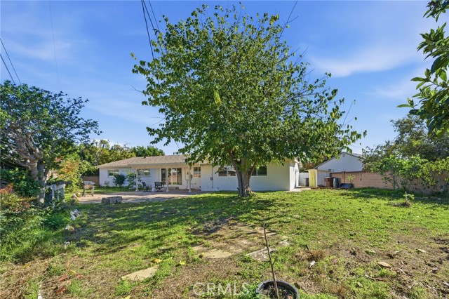 Detail Gallery Image 31 of 38 For 335 N London Pl, Anaheim,  CA 92806 - 5 Beds | 3 Baths