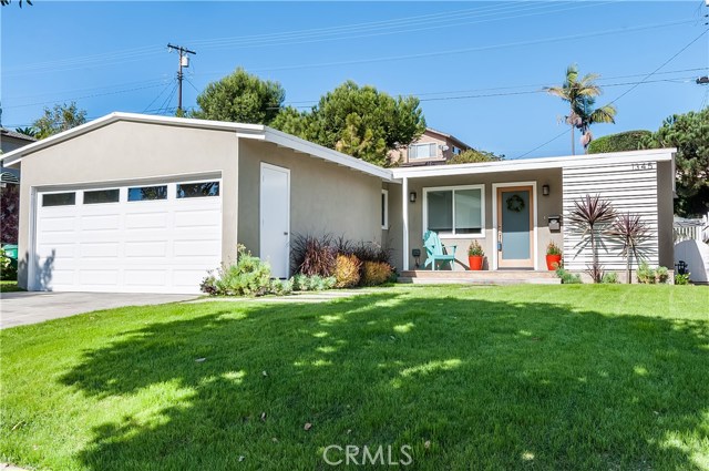 1345 Voorhees Avenue, Manhattan Beach, California 90266, 3 Bedrooms Bedrooms, ,1 BathroomBathrooms,Residential,Sold,Voorhees,SB17248877