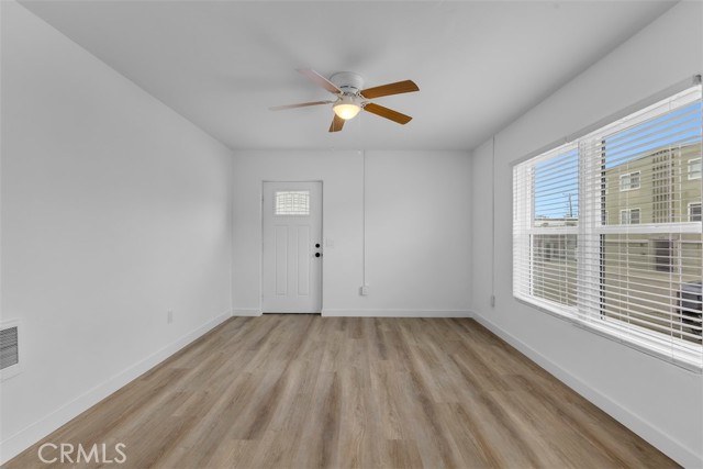 908 Manhattan Avenue, Hermosa Beach, California 90254, ,Residential Income,Sold,Manhattan,SB25198954