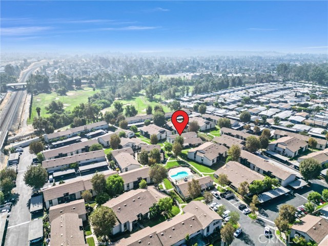 Detail Gallery Image 31 of 32 For 23268 Orange Ave #4,  Lake Forest,  CA 92630 - 3 Beds | 2 Baths