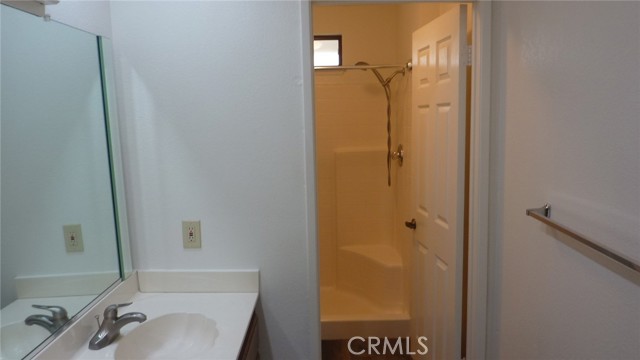 284 Celeste Drive, Riverside CA: https://media.crmls.org/medias/4e171c3e-8826-4d99-acce-a8a5f4d8cab8.jpg