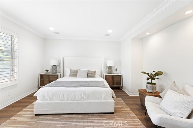 Detail Gallery Image 34 of 60 For 54 Valley Terrace, Irvine,  CA 92603 - 5 Beds | 4/1 Baths